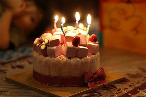 中國時代表 19歲生日可以吃蛋糕嗎
